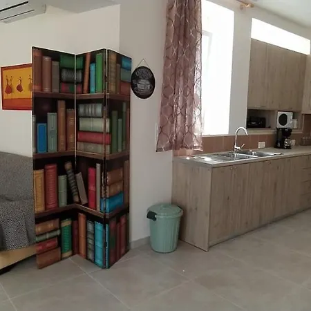 Kalamitsi 2 Floor *